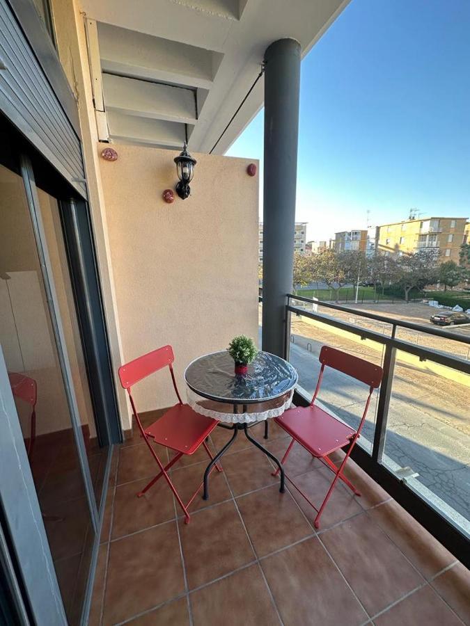 Estudio Con Piscina Y Garaje A 100 Mtr De La Playa Isola Cristina Esterno foto